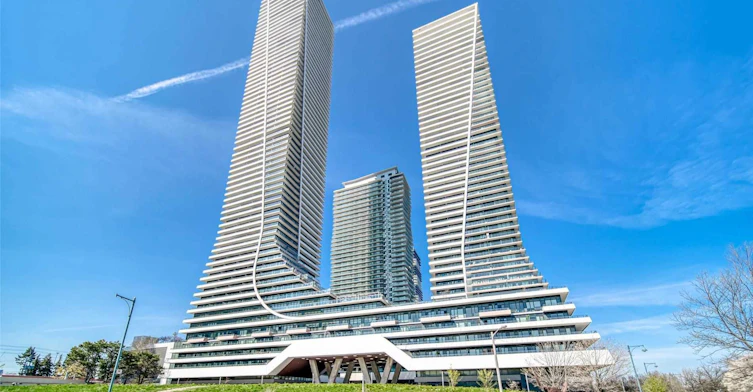 20-30 Shore Breeze Drive, Toronto, ON, M8V 1A1