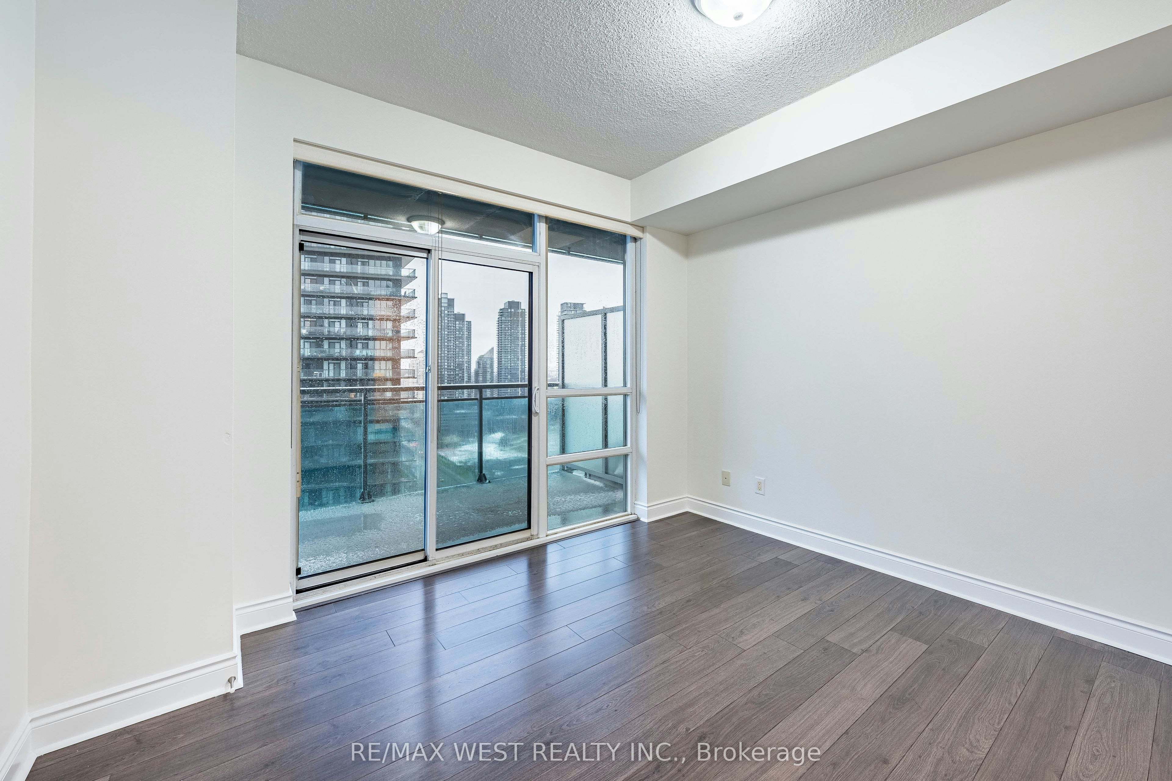 2308-16 Brookers Lane, Toronto, ON, M8V 0A5 - 24