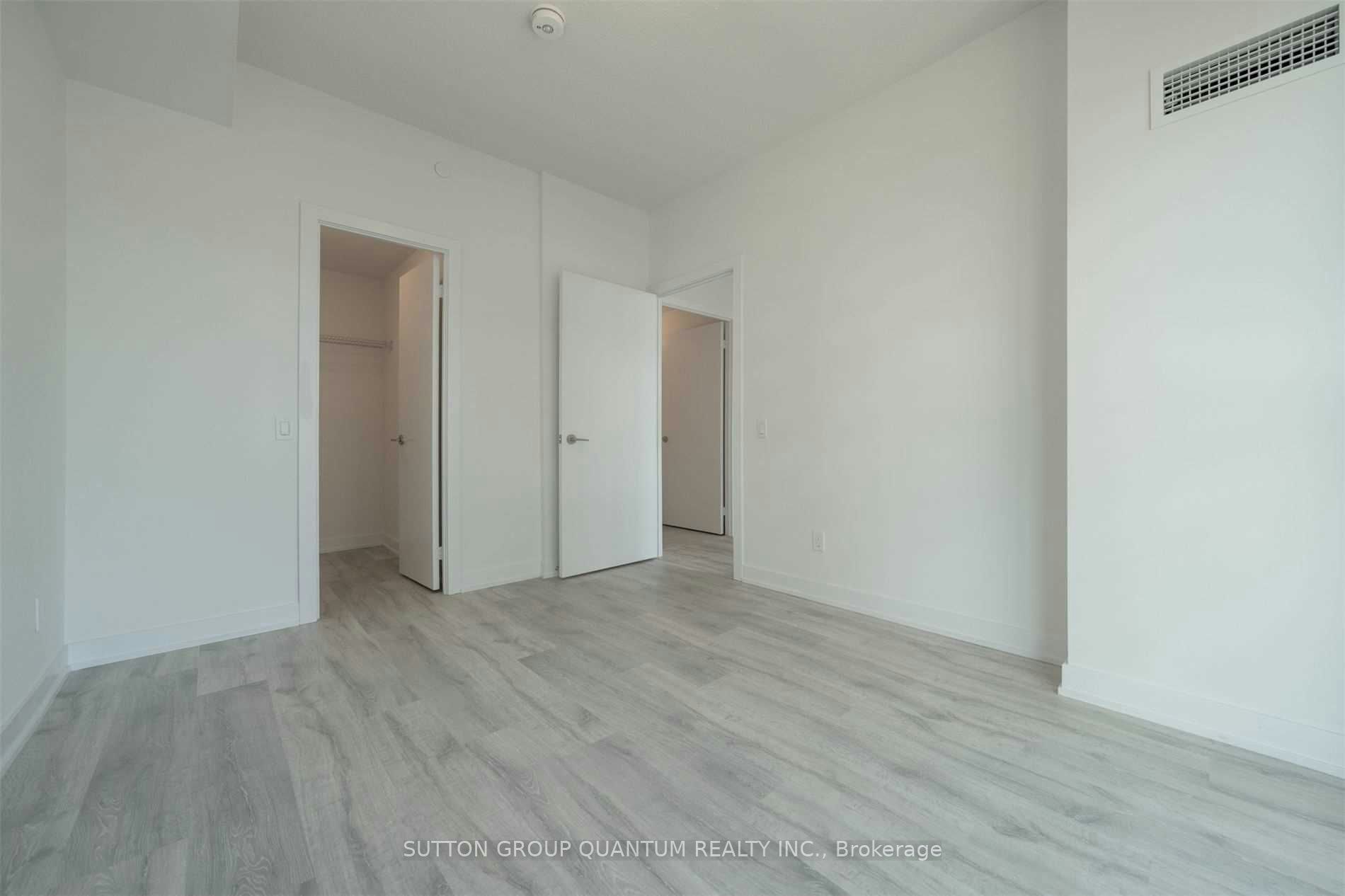 1026-251 Manitoba Street, Toronto, ON, M8Y 0C7 - 5