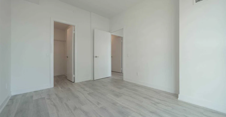 1026-251 Manitoba Street, Toronto, ON, M8Y 0C7 - 5