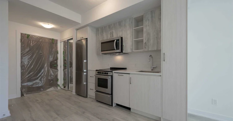1026-251 Manitoba Street, Toronto, ON, M8Y 0C7 - 2
