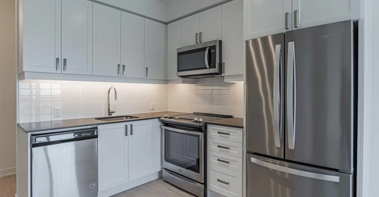 2918-8 Nahani Way, Mississauga, ON, L4Z 4J8 - 6
