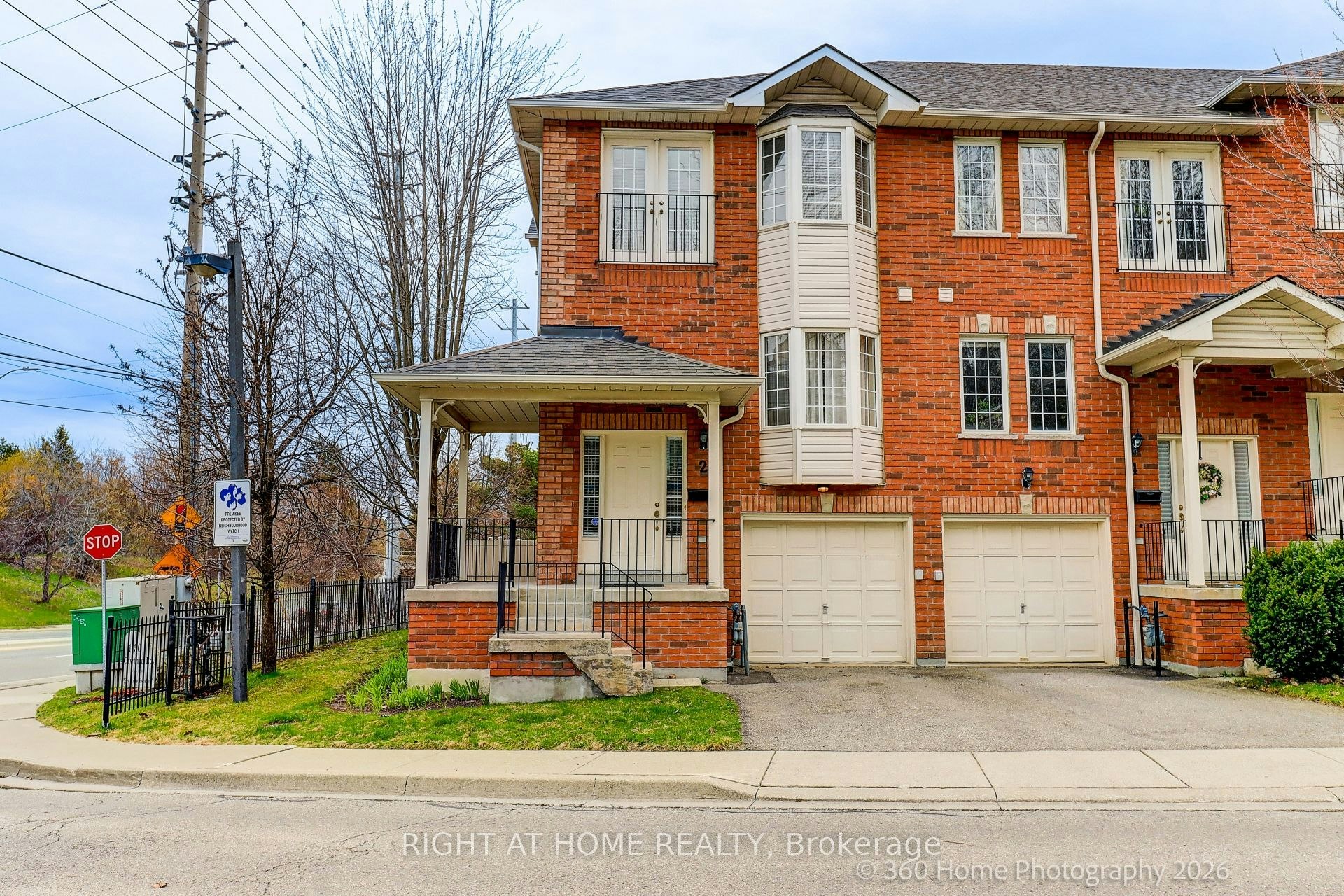 2-1130 Cawthra Road, Mississauga, ON, L5G 4V7