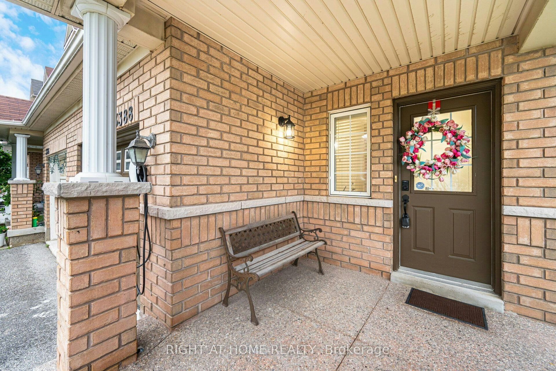 3388 Southwick Street, Mississauga, ON, L5M 7L5 - 5