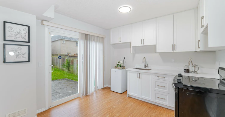 3388 Southwick Street, Mississauga, ON, L5M 7L5 - 9