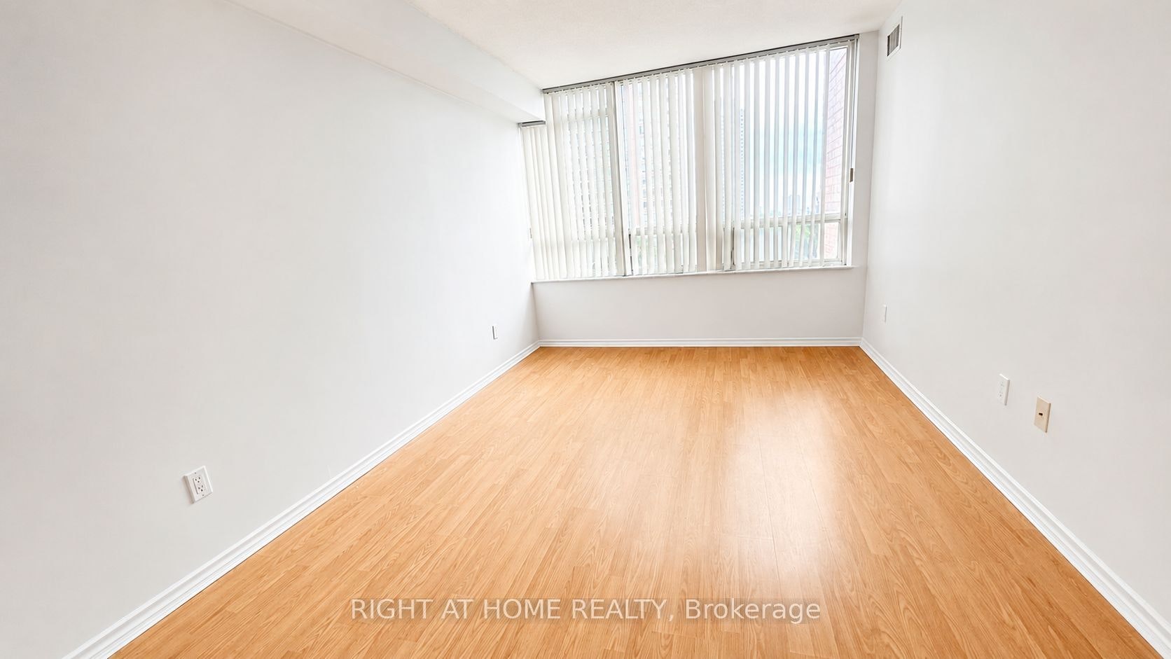 511-265 Enfield Place, Mississauga, ON, L5B 3Y6 - 8