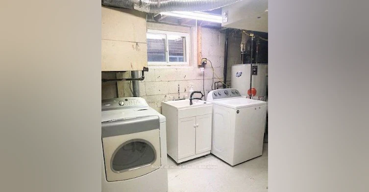 5 Wanita Road, Mississauga, ON, L5G 1A9 - 16