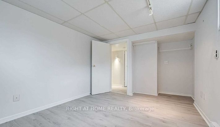 5 Wanita Road, Mississauga, ON, L5G 1A9 - 7
