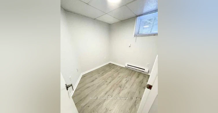 5 Wanita Road, Mississauga, ON, L5G 1A9 - 13