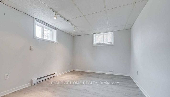 5 Wanita Road, Mississauga, ON, L5G 1A9 - 6