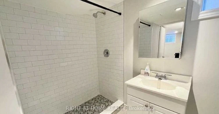 5 Wanita Road, Mississauga, ON, L5G 1A9 - 14