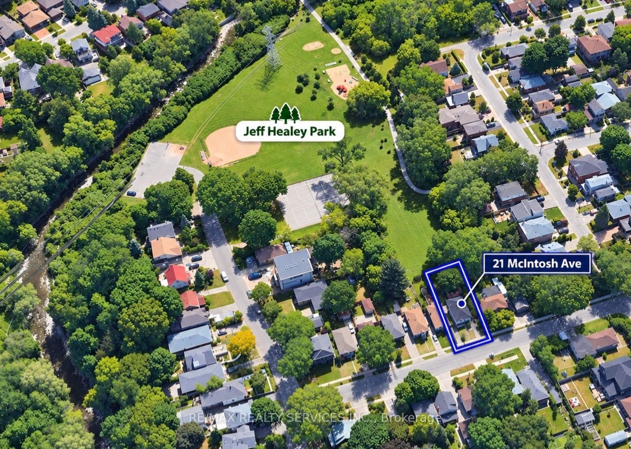21 Mcintosh Avenue, Toronto, ON, M8Y 3E1