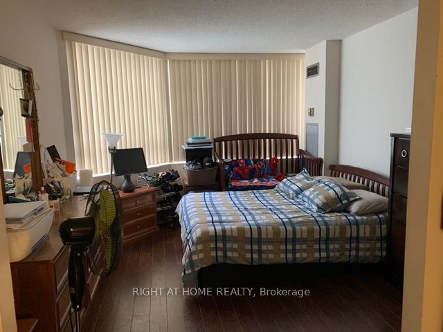 811-50 Kingsbridge Garden Circle, Mississauga, ON, L5R 1Y2 - 14