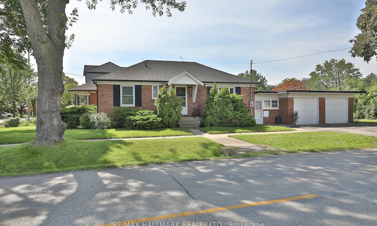 55 Athol Avenue