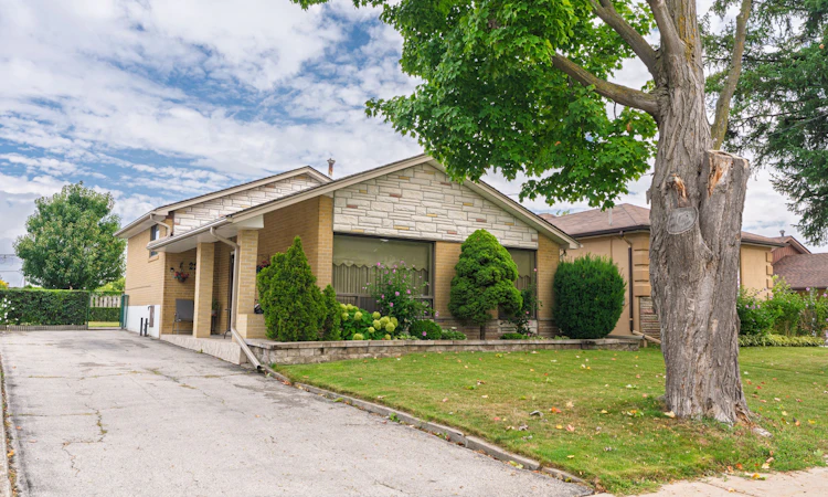 22 Monterrey Drive