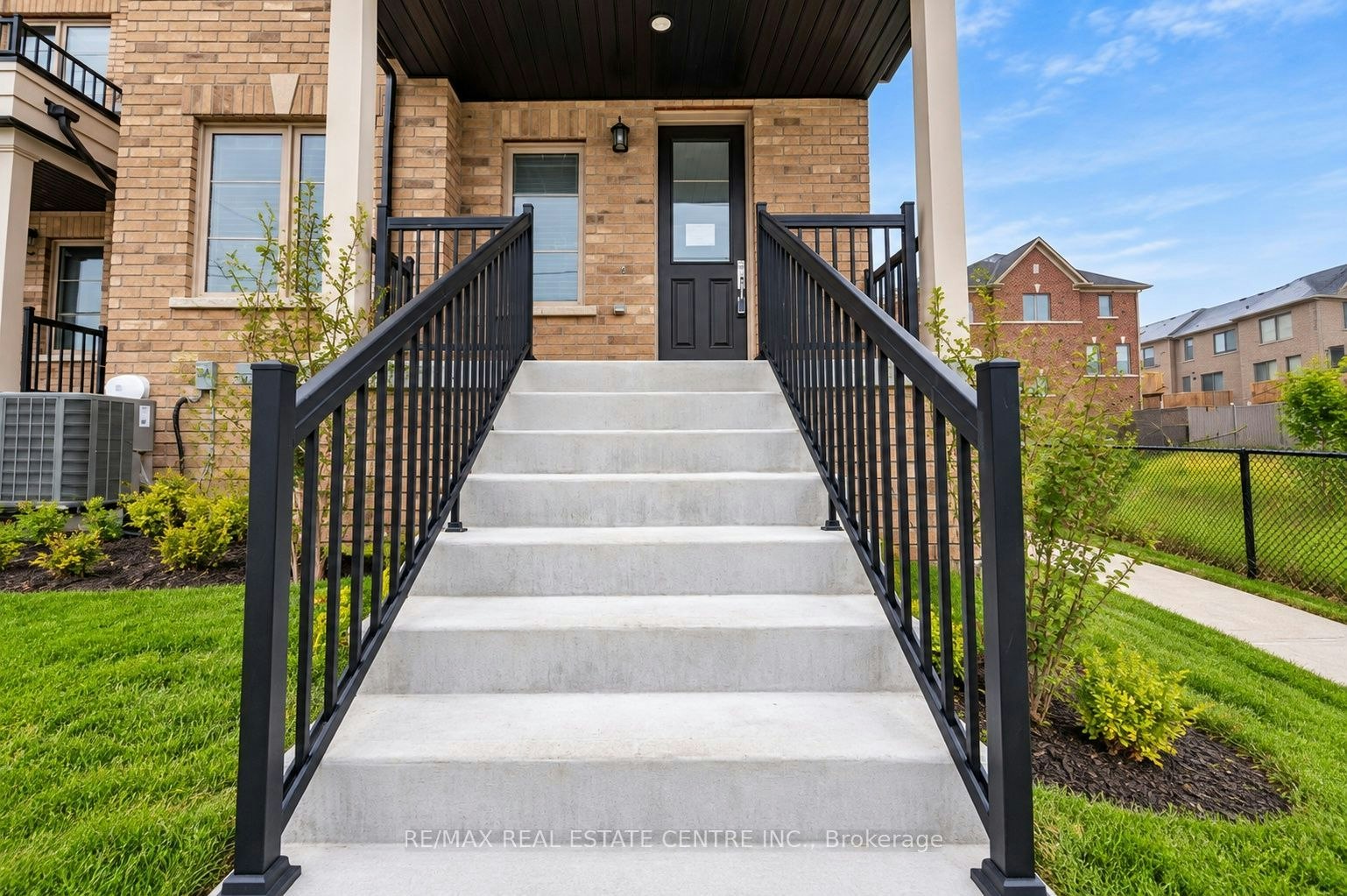 18 Vestry Way, Brampton, ON, L6P 4N8 - 6