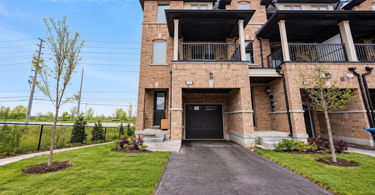 18 Vestry Way, Brampton, ON, L6P 4N8 - 2