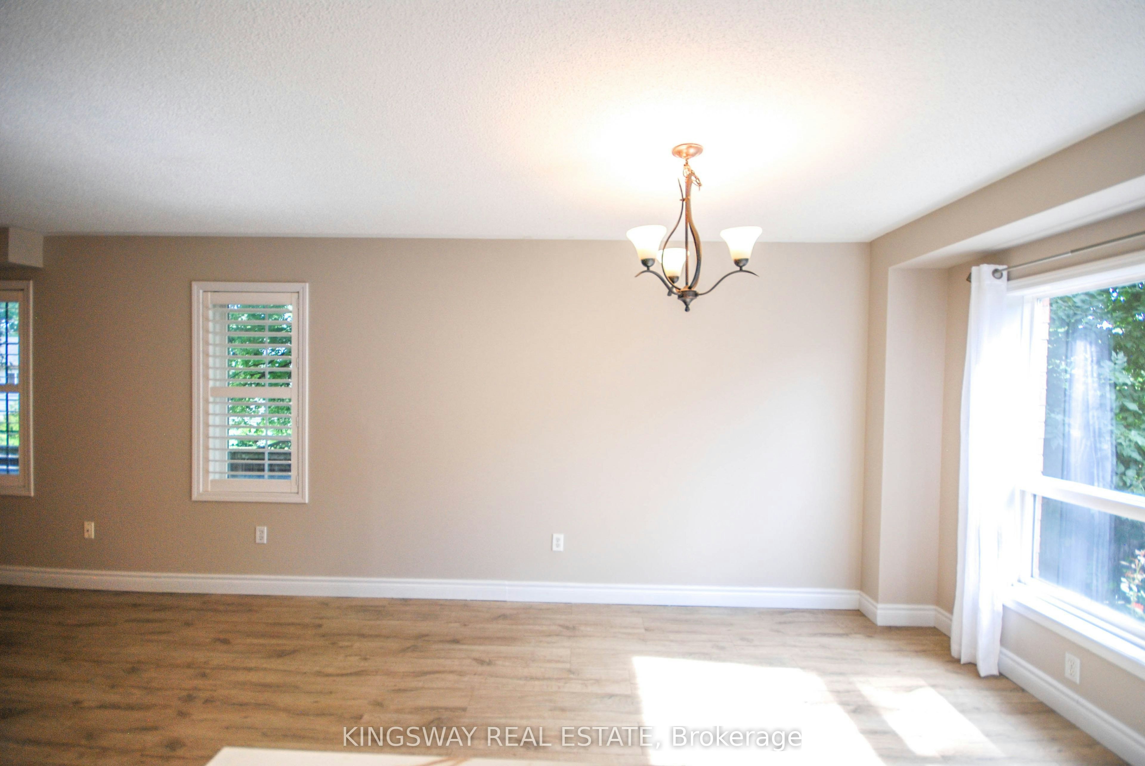 610 Angela Court, Burlington, ON, L7L 7A4 - 10