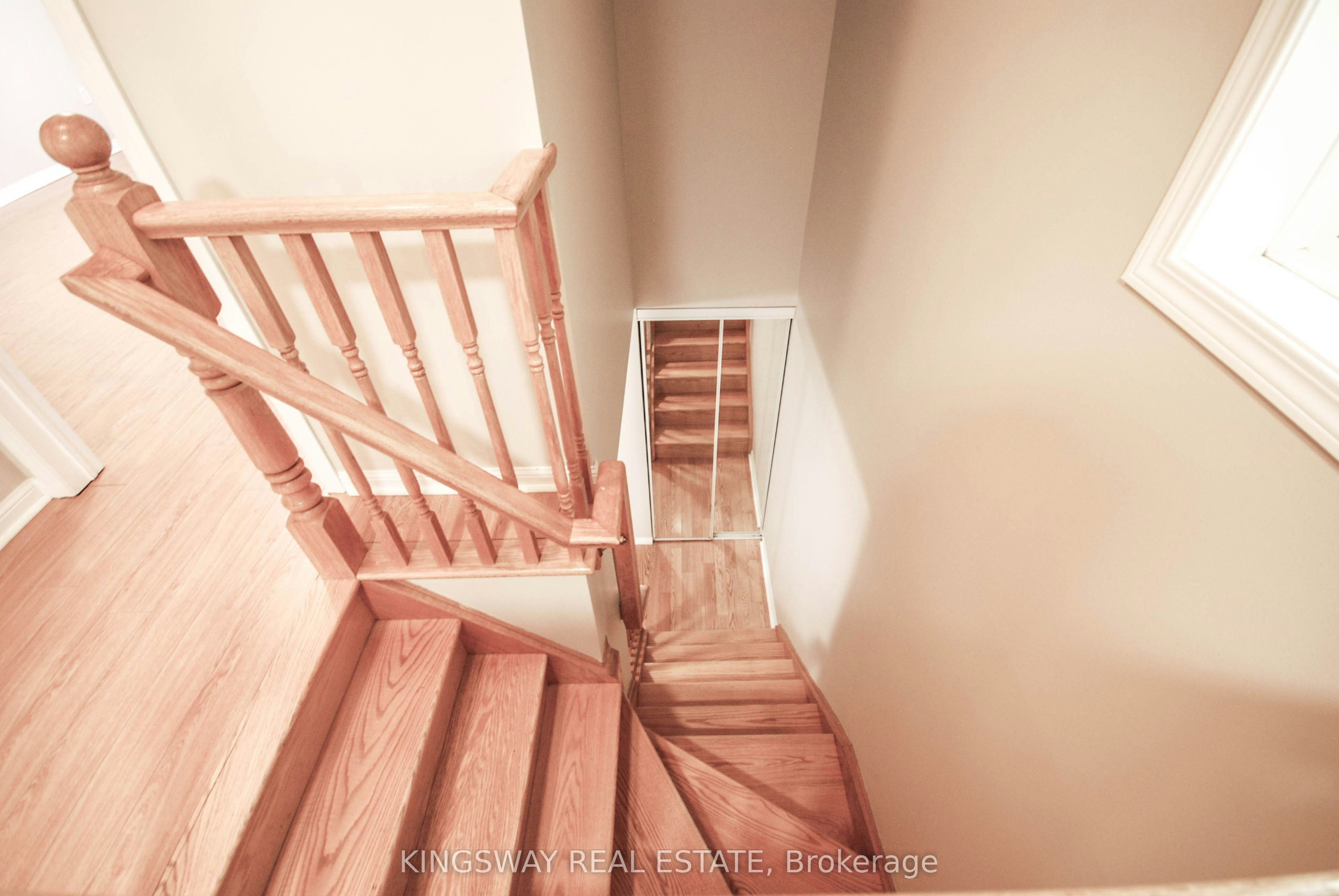 610 Angela Court, Burlington, ON, L7L 7A4 - 15