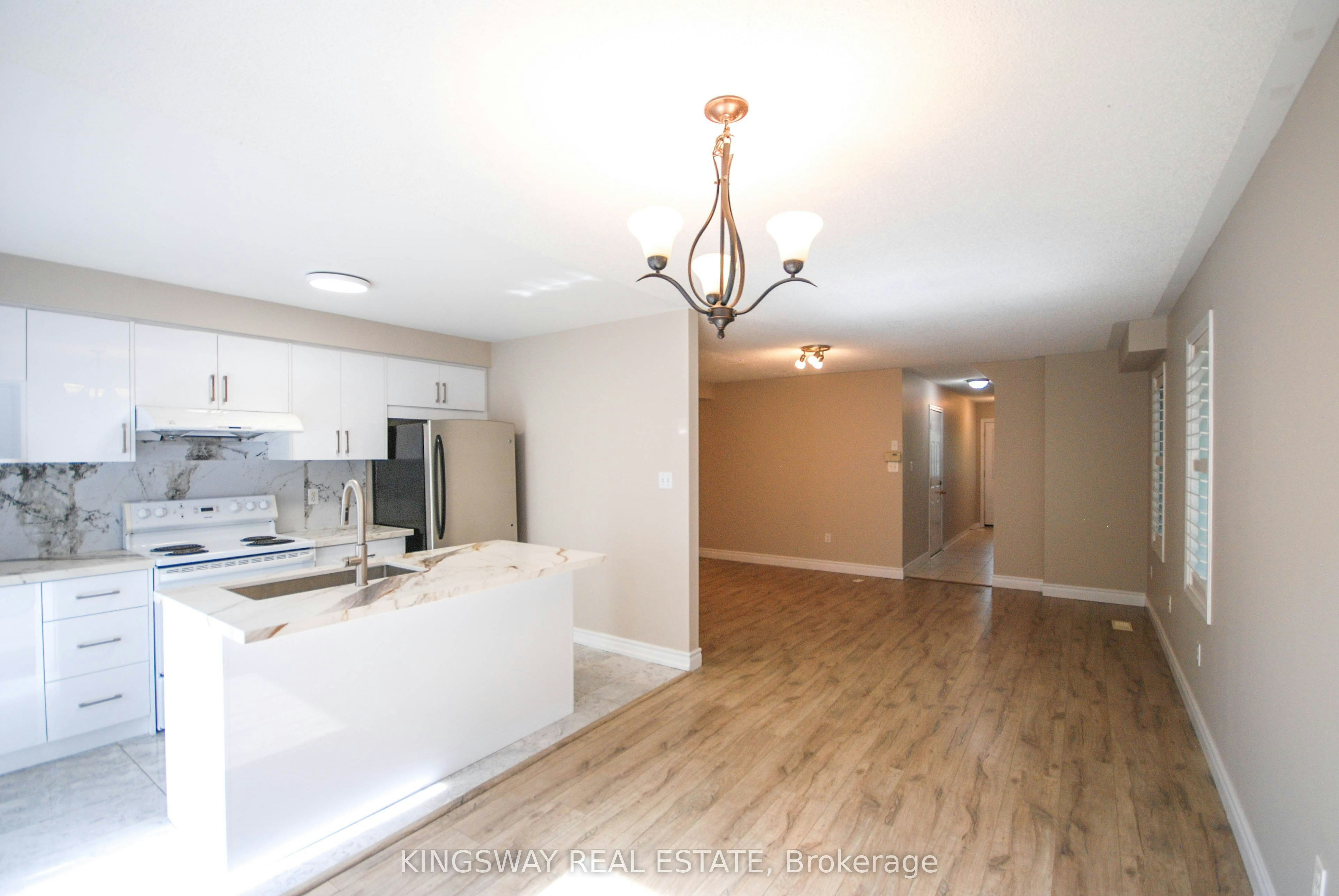 610 Angela Court, Burlington, ON, L7L 7A4 - 12