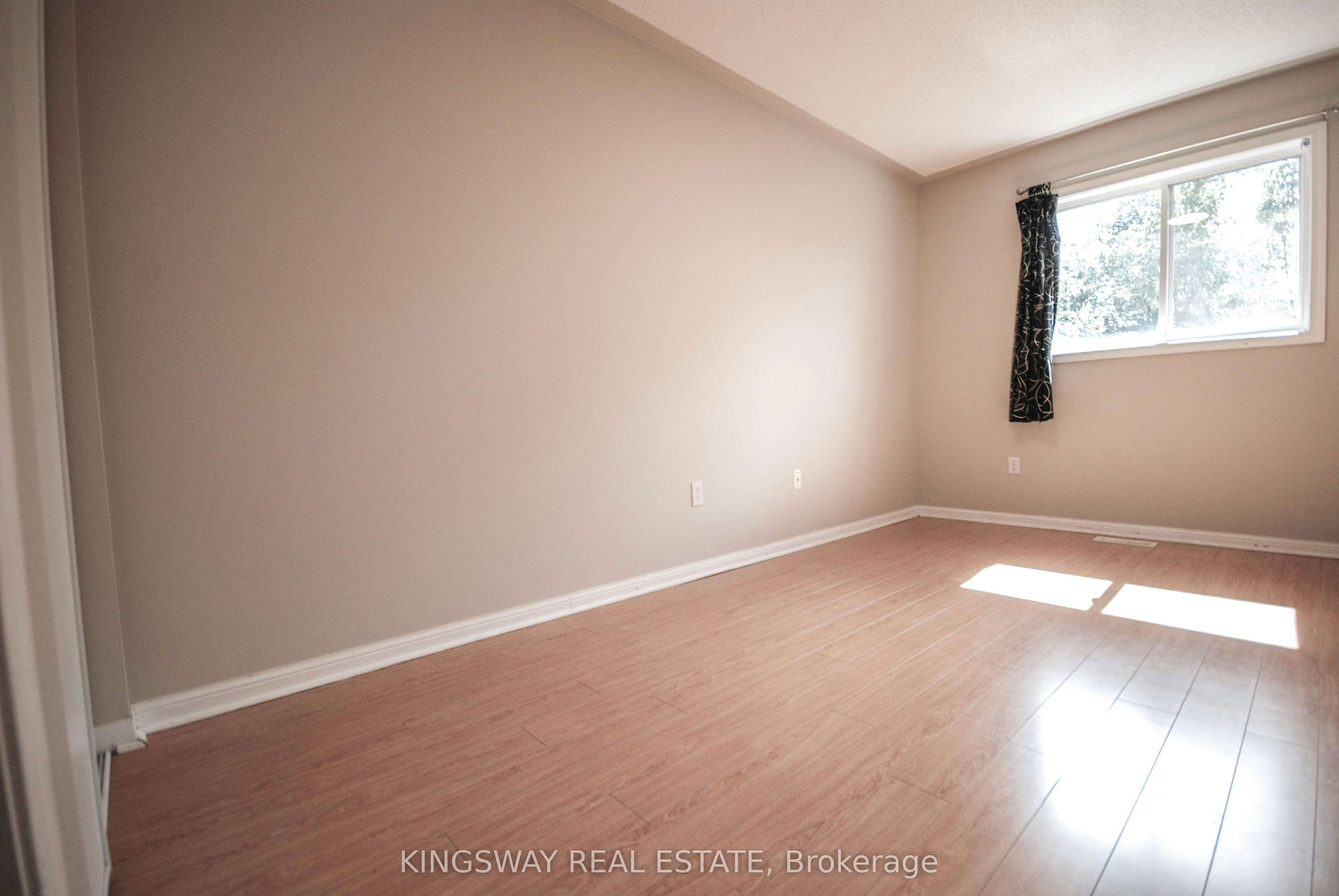 610 Angela Court, Burlington, ON, L7L 7A4 - 24