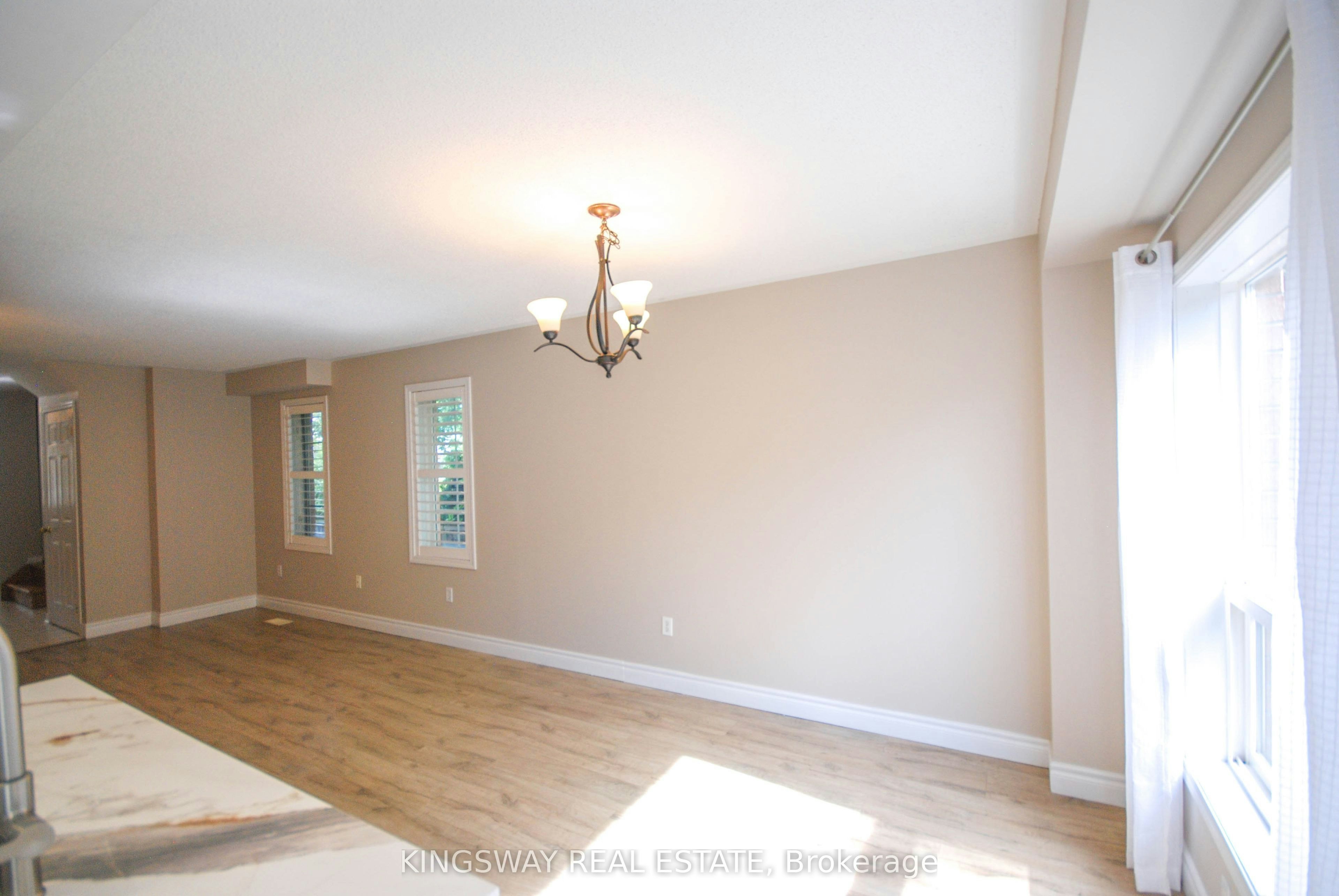 610 Angela Court, Burlington, ON, L7L 7A4 - 11