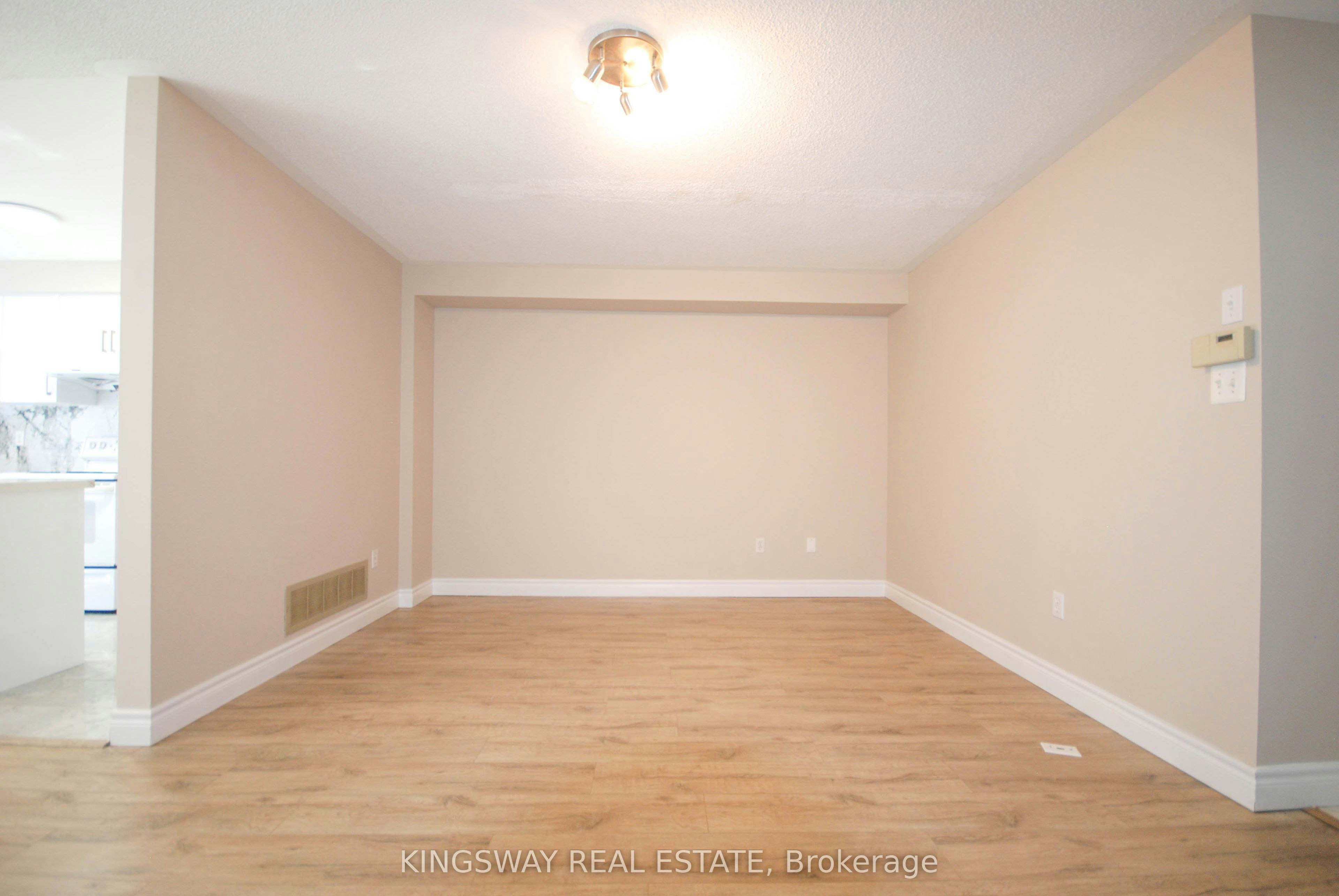 610 Angela Court, Burlington, ON, L7L 7A4 - 13