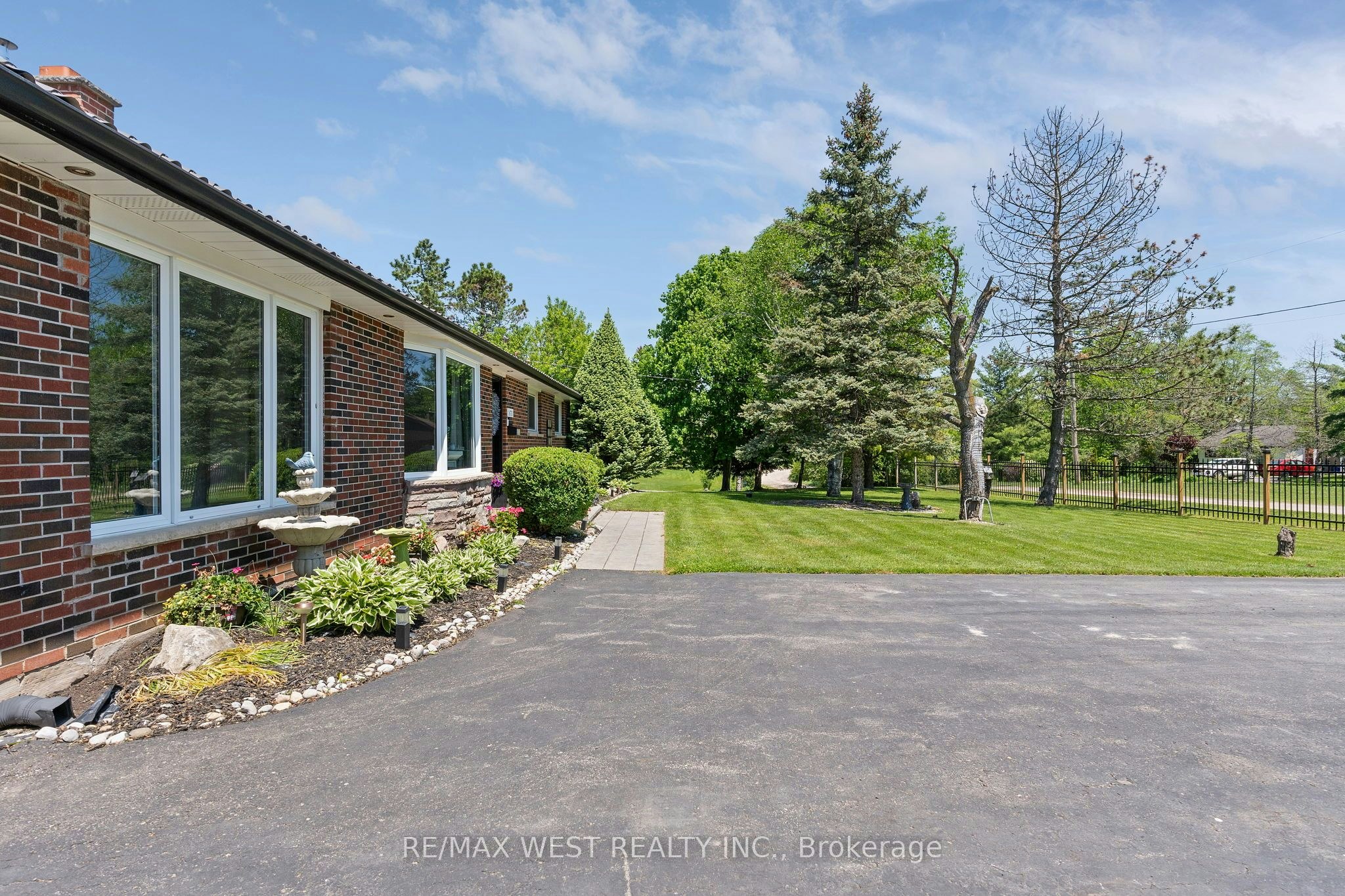 Main-16731 Leslie Hill Road, Halton Hills, ON, L0P 1N0 - 5
