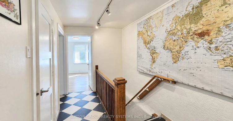 2nd Floor-616 Rogers Road, Toronto, ON, M6M 1B8 - 8