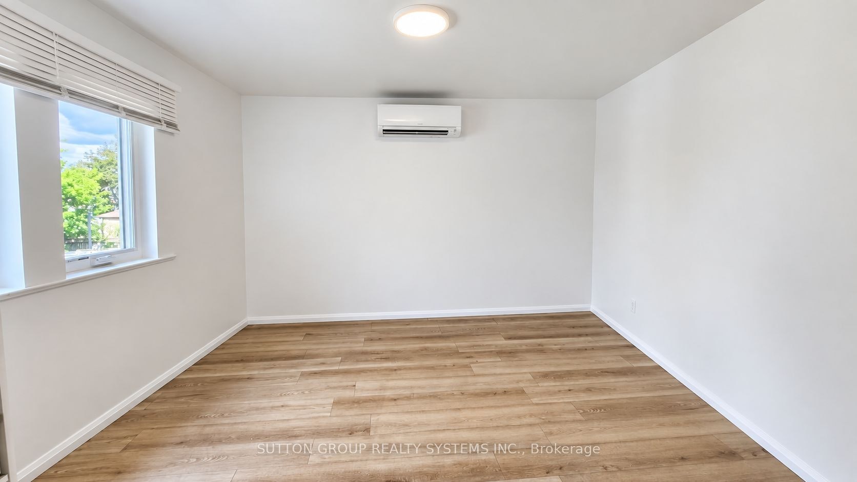 2nd Floor-616 Rogers Road, Toronto, ON, M6M 1B8 - 3
