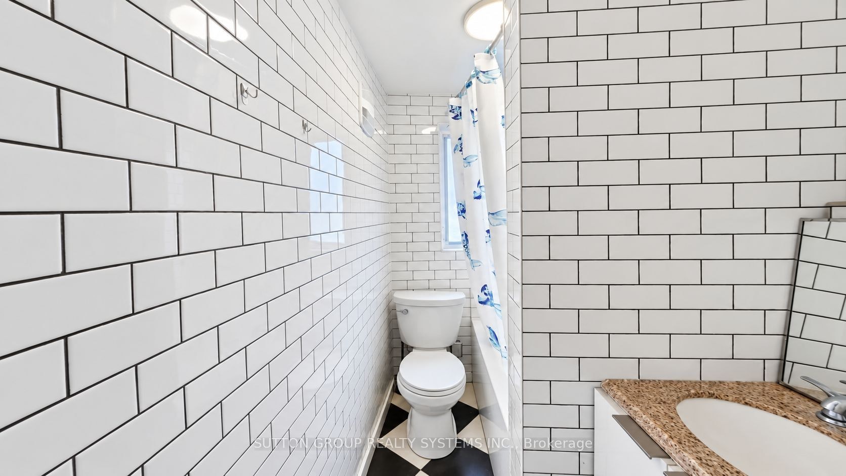2nd Floor-616 Rogers Road, Toronto, ON, M6M 1B8 - 7