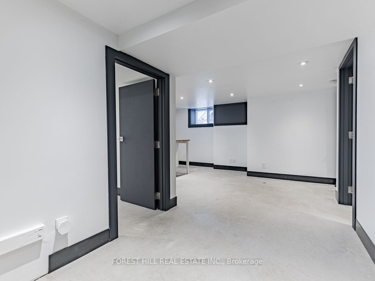 Lower-18 Sunnybrae Crescent, Toronto, ON, M6W 4W5 - 22