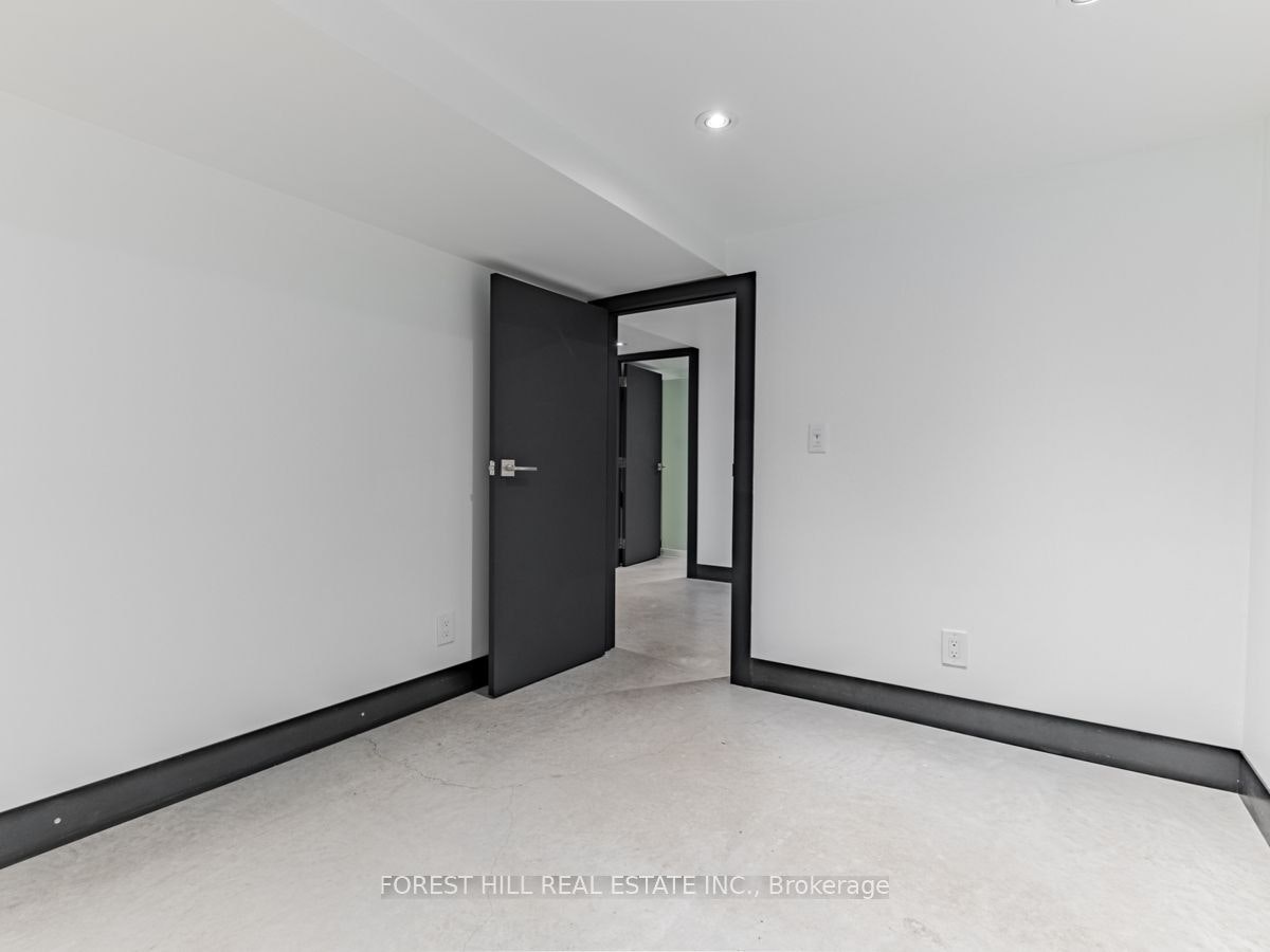 Lower-18 Sunnybrae Crescent, Toronto, ON, M6W 4W5 - 21