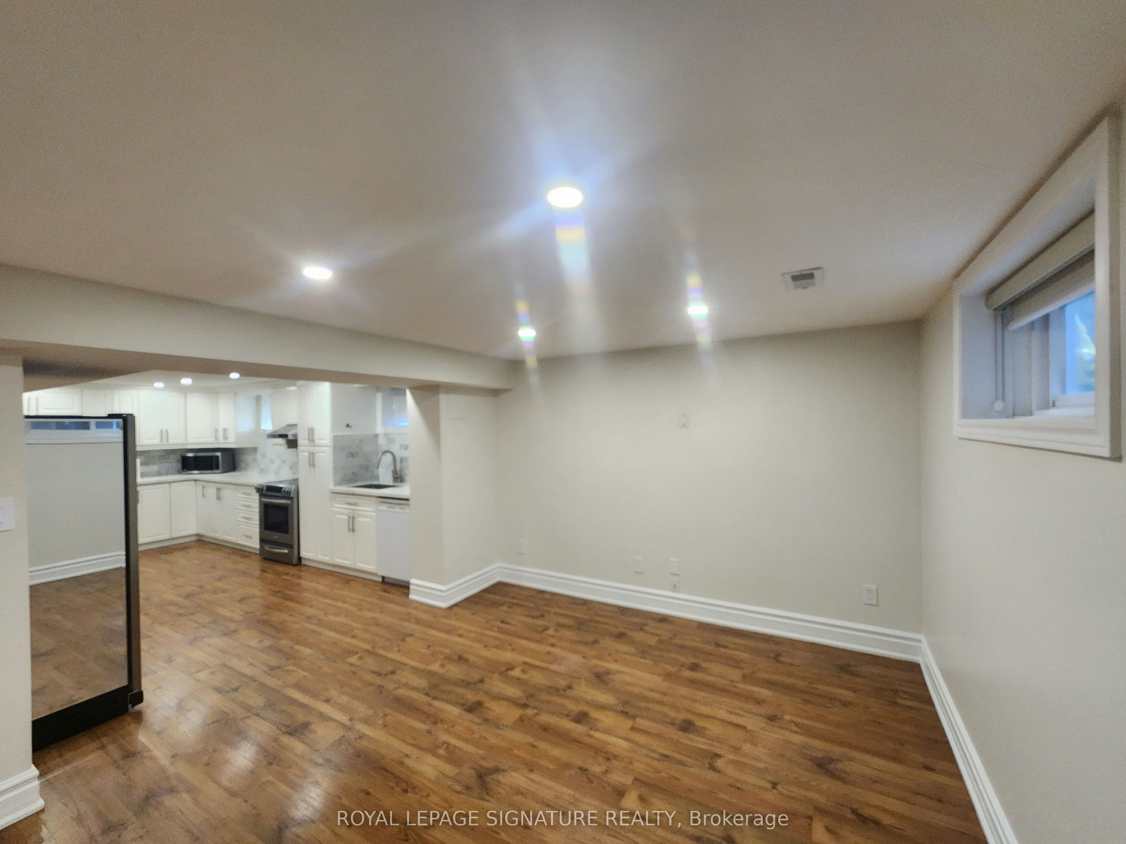 35 Summitcrest Drive, Toronto, ON, M9P 1H1 - 17