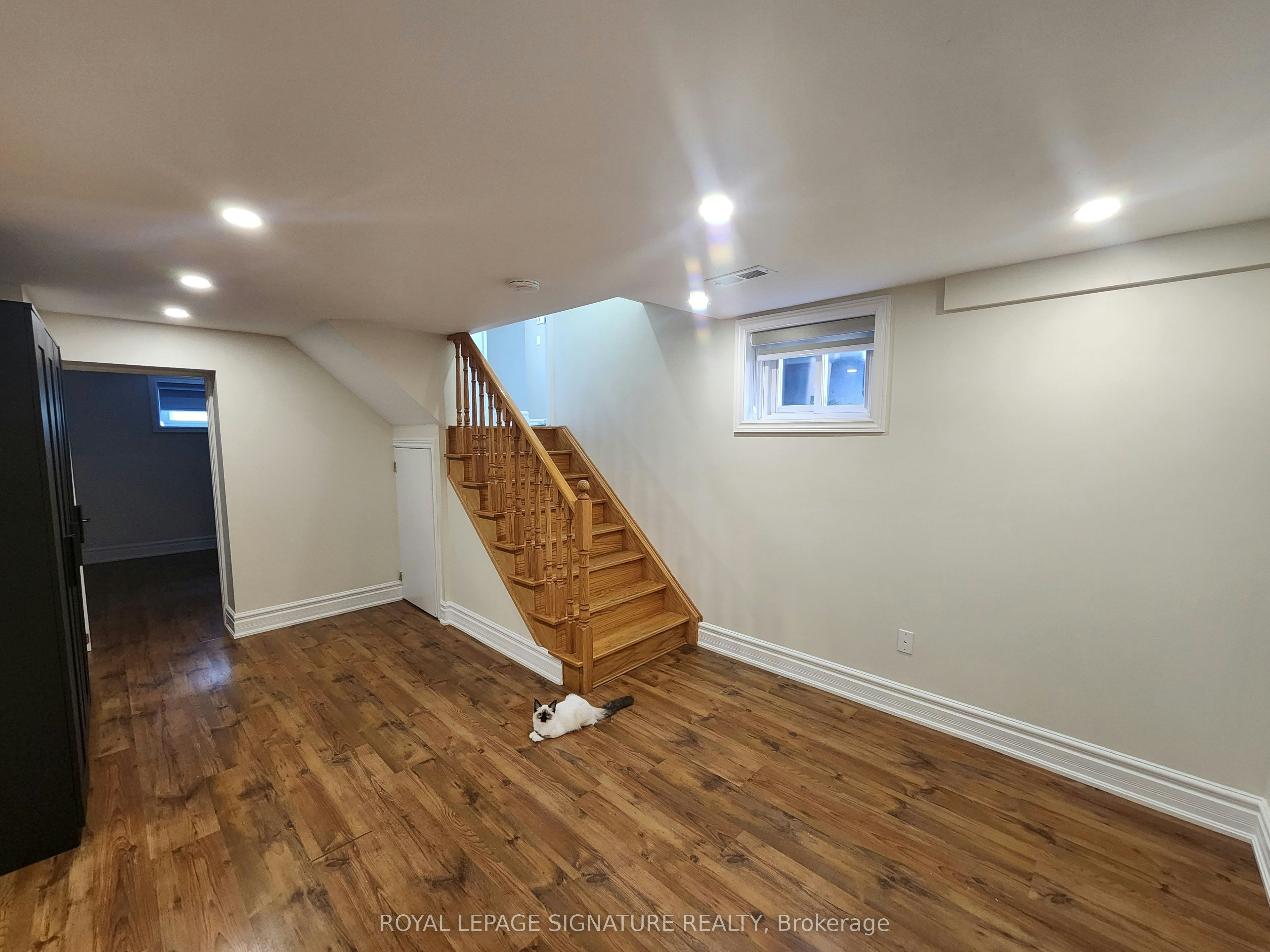 35 Summitcrest Drive, Toronto, ON, M9P 1H1 - 8