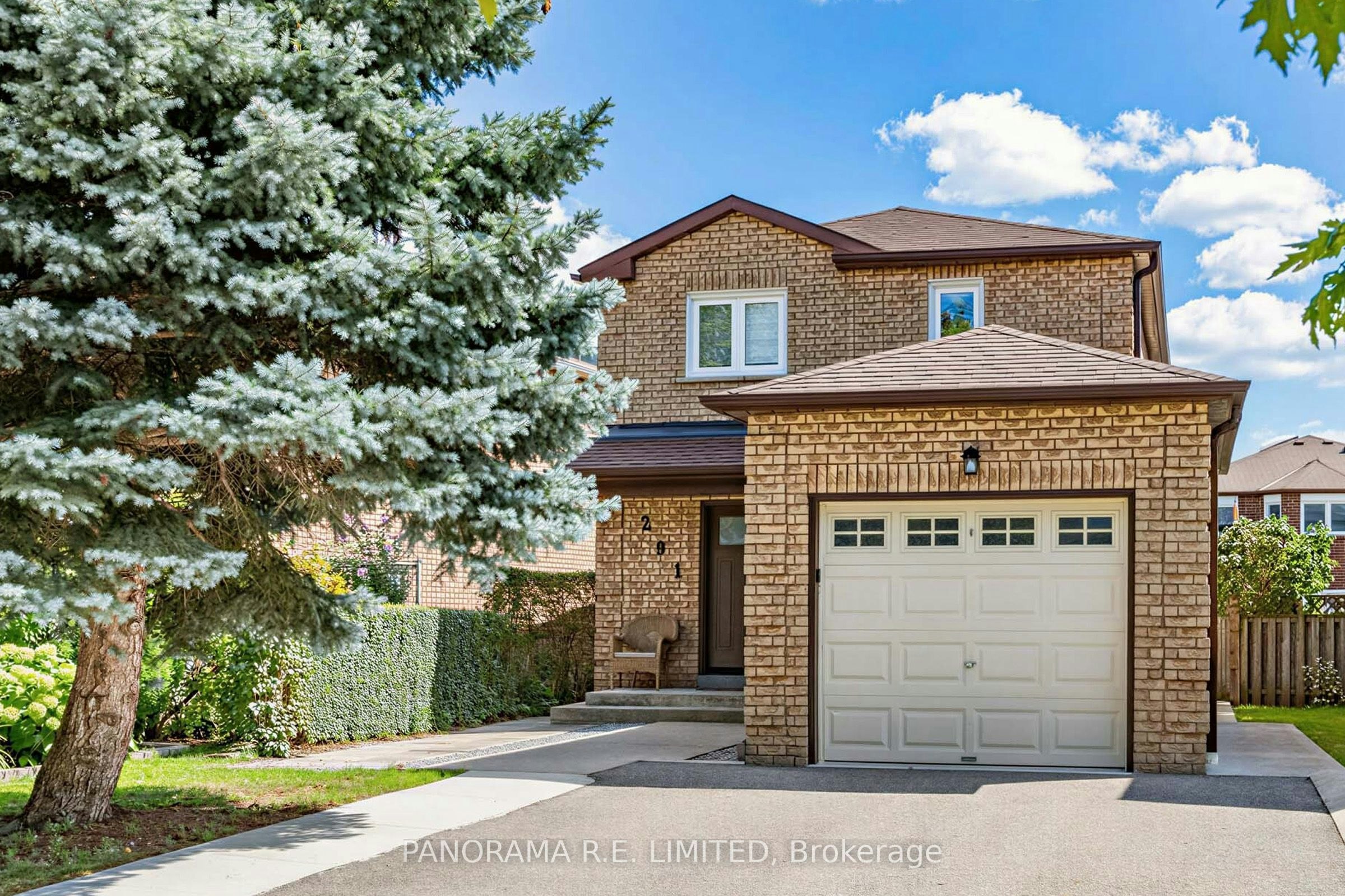 291 Glenn Hawthorne Boulevard, Mississauga, ON, L5R 2M2