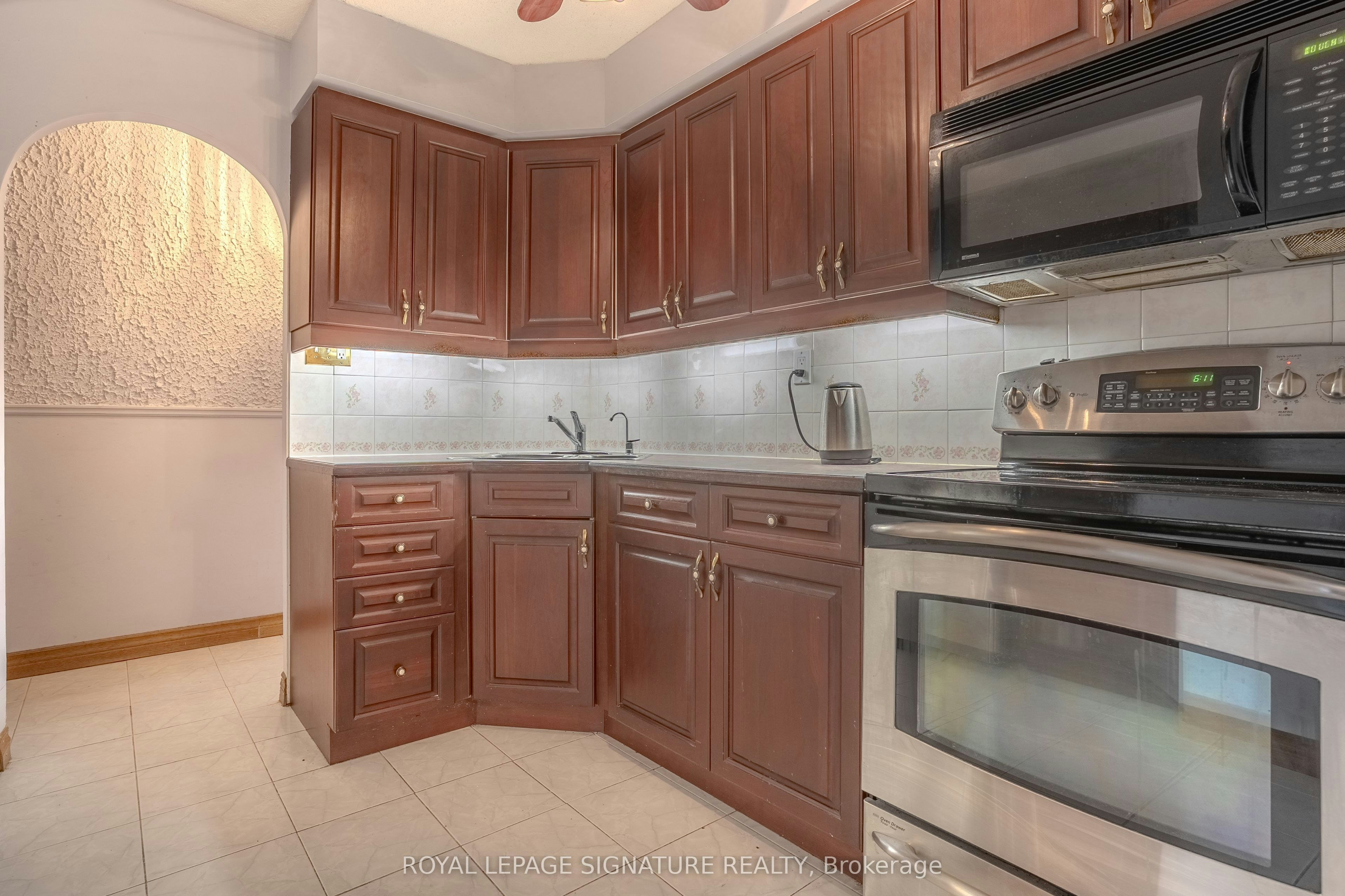 1608-975 Warwick Court, Burlington, ON, L7T 3Z7 - 8