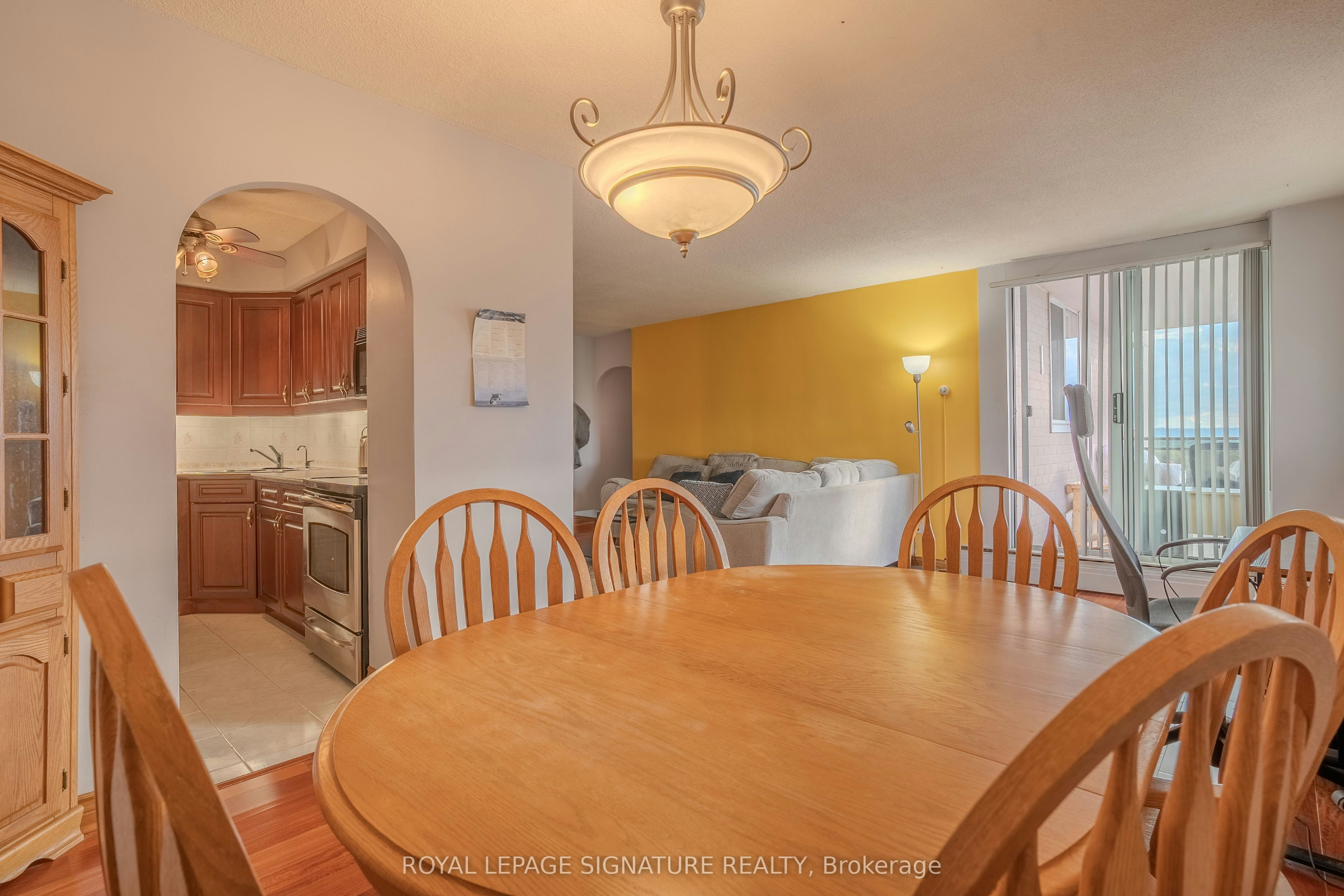 1608-975 Warwick Court, Burlington, ON, L7T 3Z7 - 5