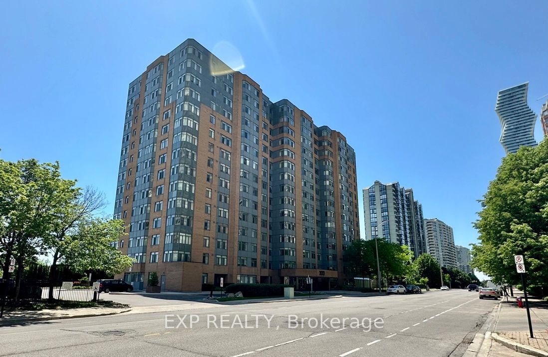 303-300 Webb Drive, Mississauga, ON, L5B 3W3