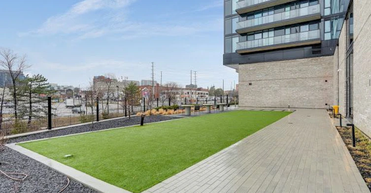 1015-86 Dundas Street E, Mississauga, ON, L5A 1W4 - 16