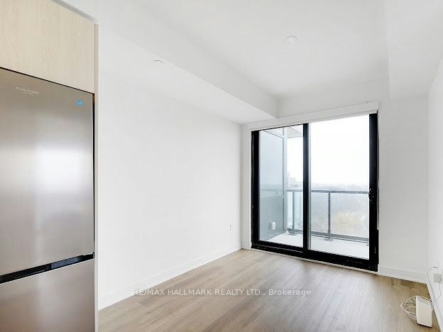 1015-86 Dundas Street E, Mississauga, ON, L5A 1W4 - 4