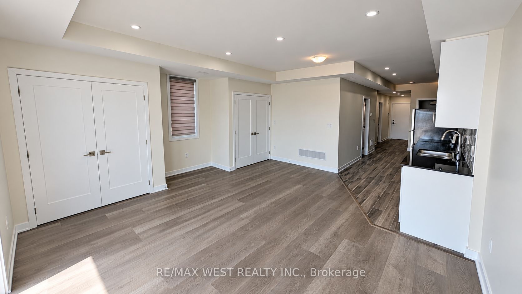 Main Floor-93 Hatherley Road, Toronto, ON, M6E 1W3 - 12