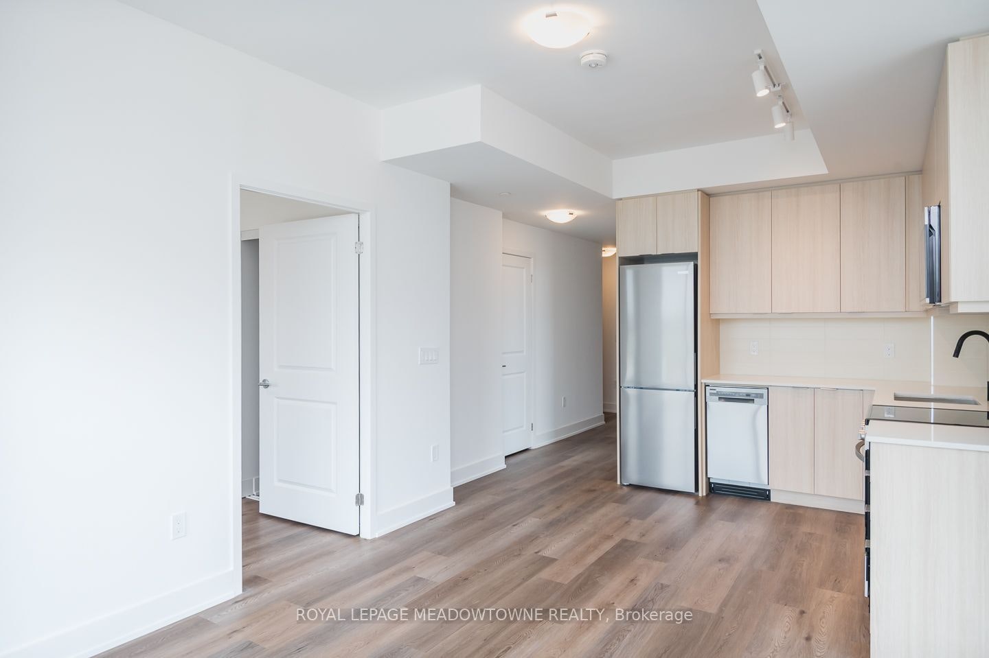 1110A-115 Nipissing Road, Milton, ON, L9T 1R3 - 2