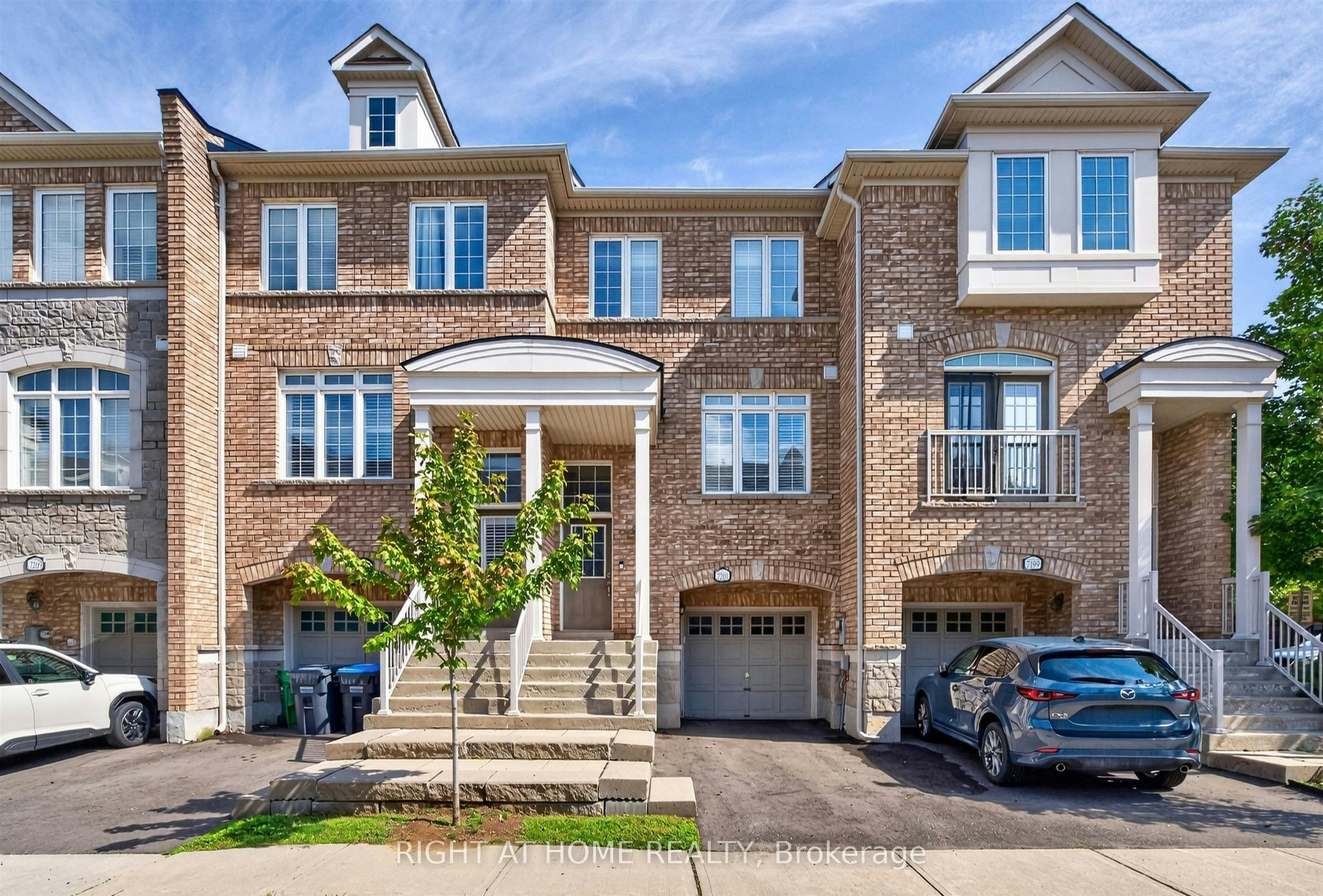7201 Triumph Lane, Mississauga, ON, L5N 0C5
