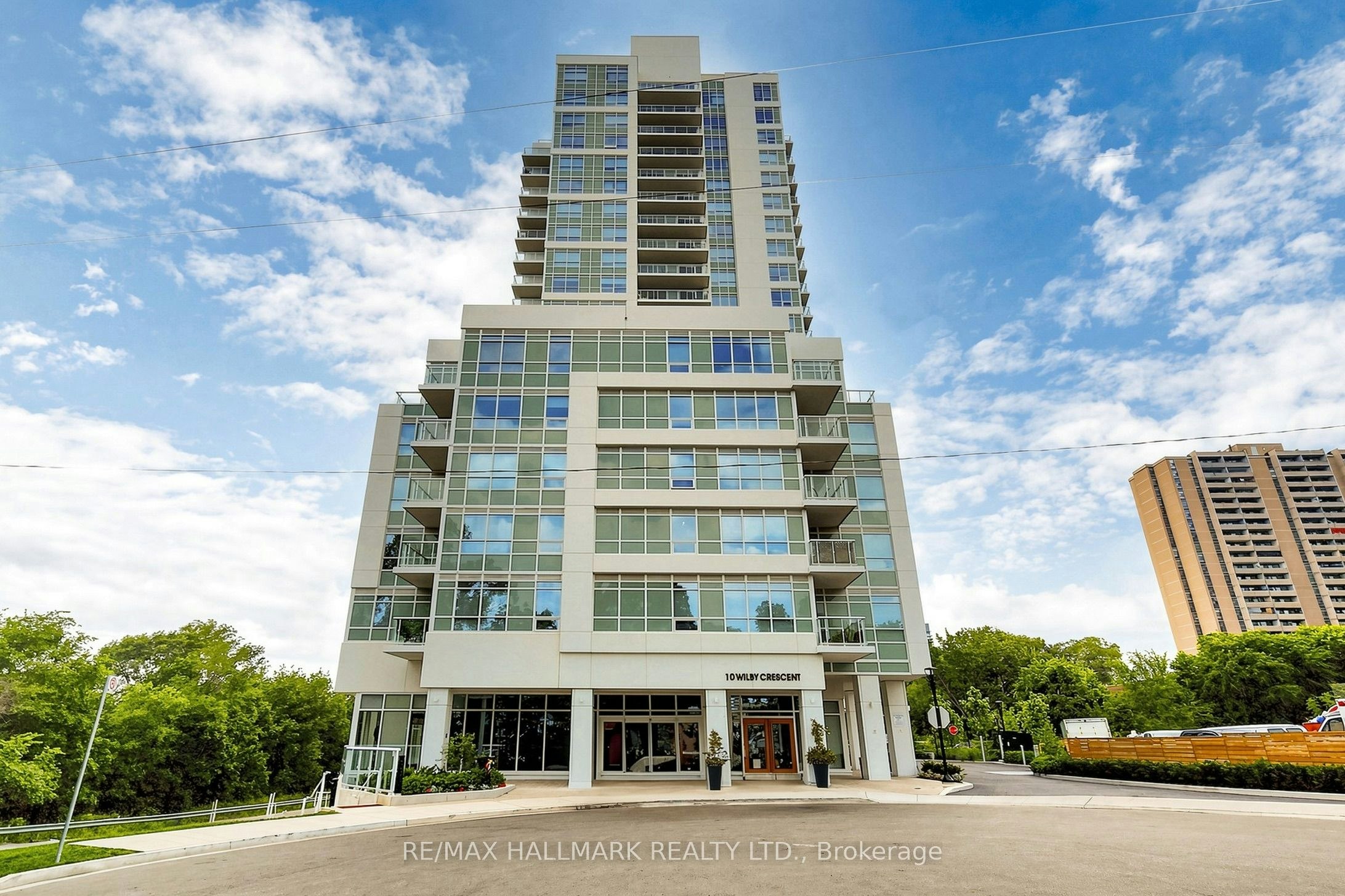 1207-10 Wilby Crescent, Toronto, ON, M9N 0B6