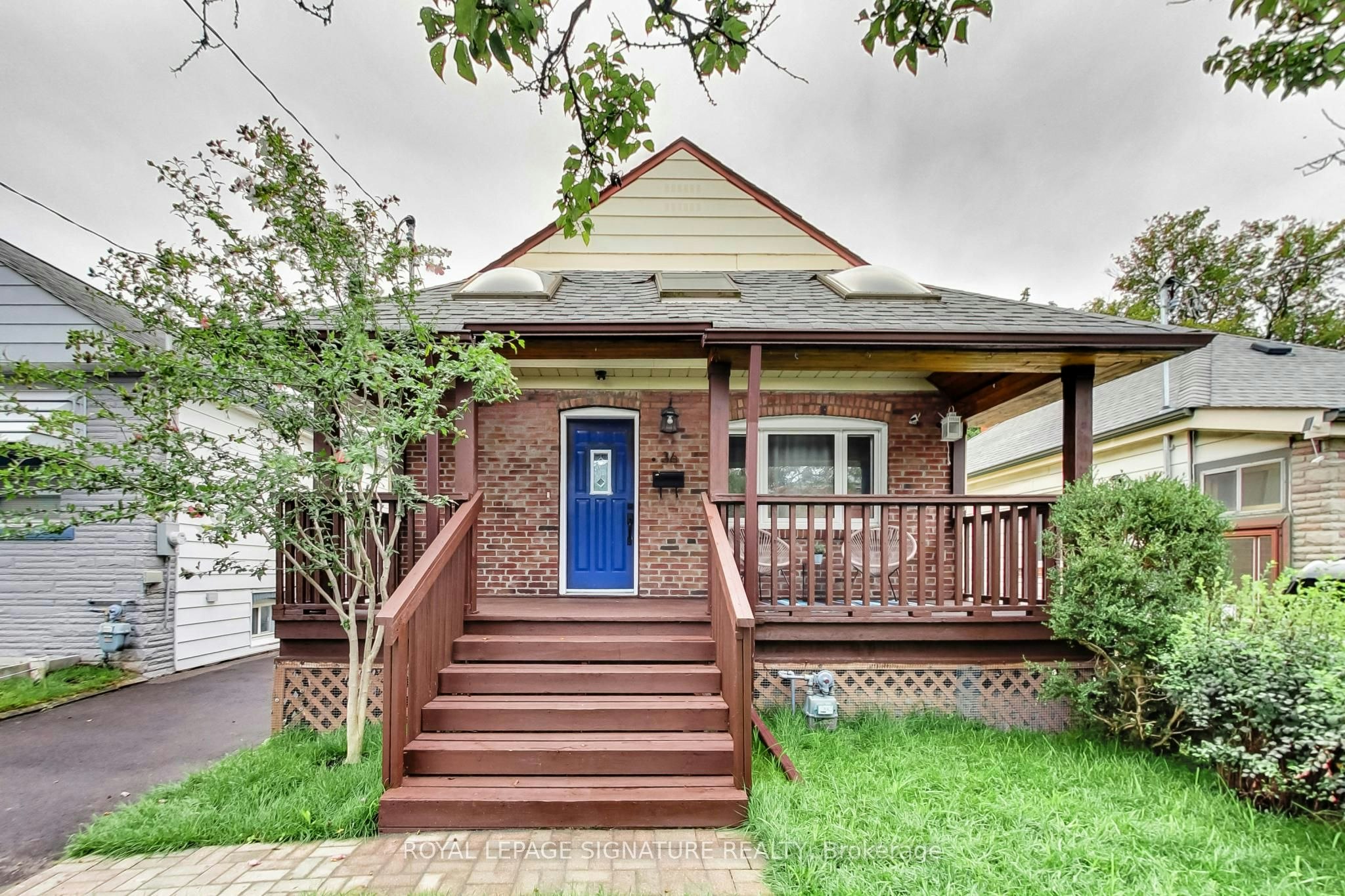 36 Criscoe Street, Toronto, ON, M6N 3Y9