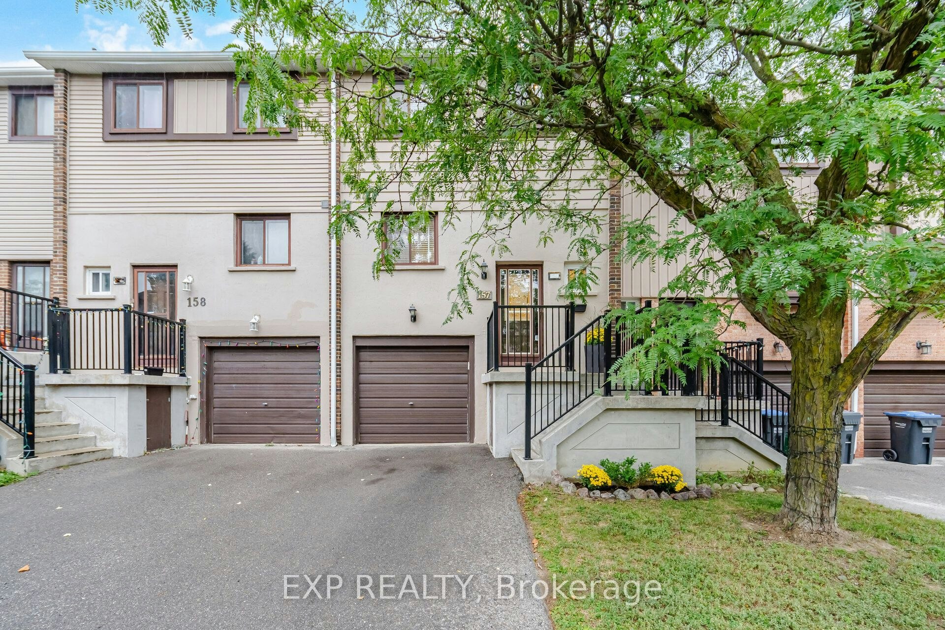 157 Moregate Crescent, Brampton, ON, L6S 3K9