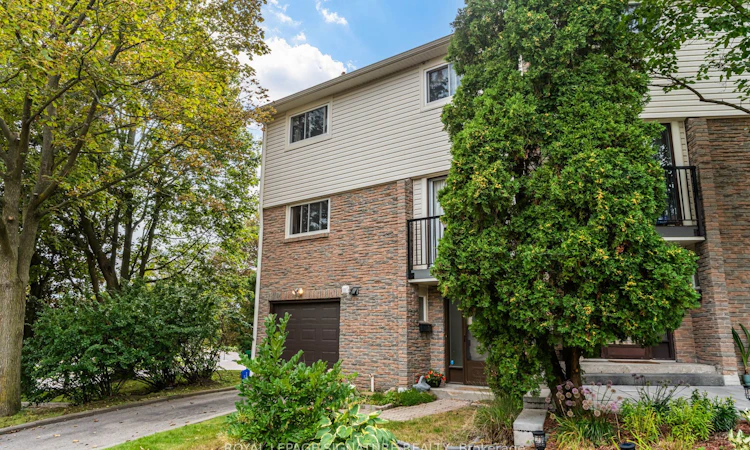 16-7251 Copenhagen Road