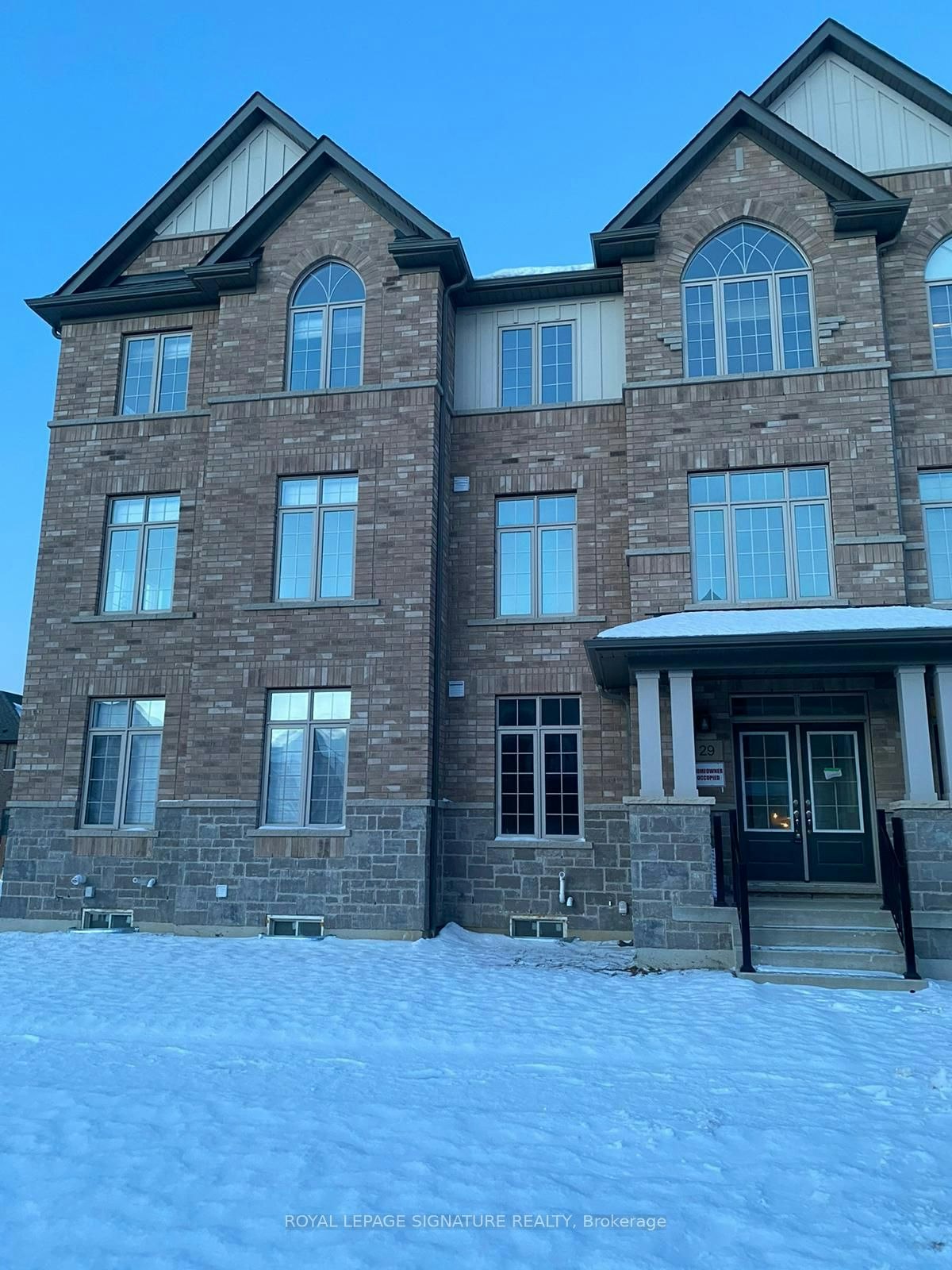 29 Petch Avenue, Caledon, ON, L7C 4J6 - 2