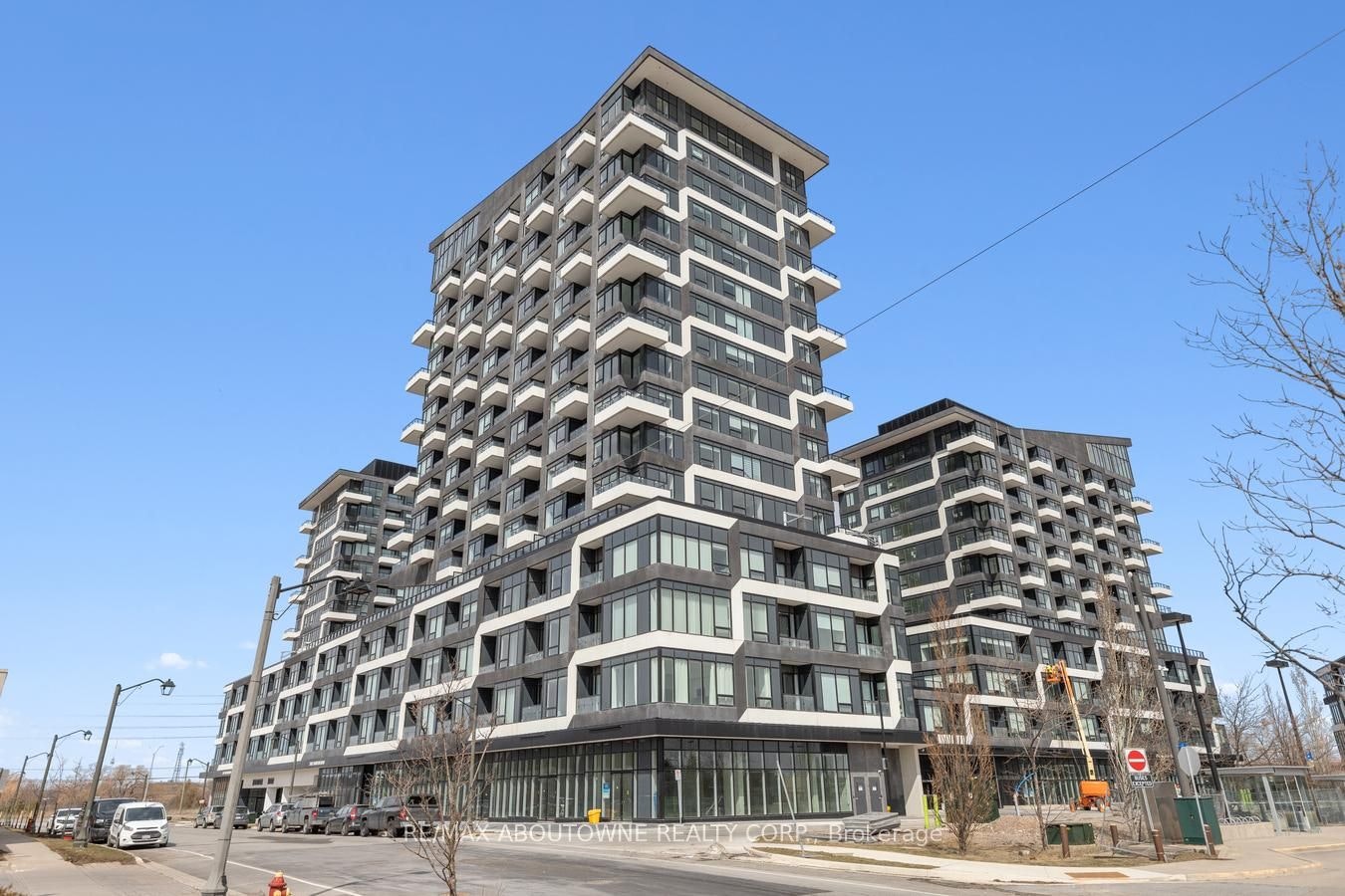 1609-2481 Taunton Road, Oakville, ON, K6H 3R7